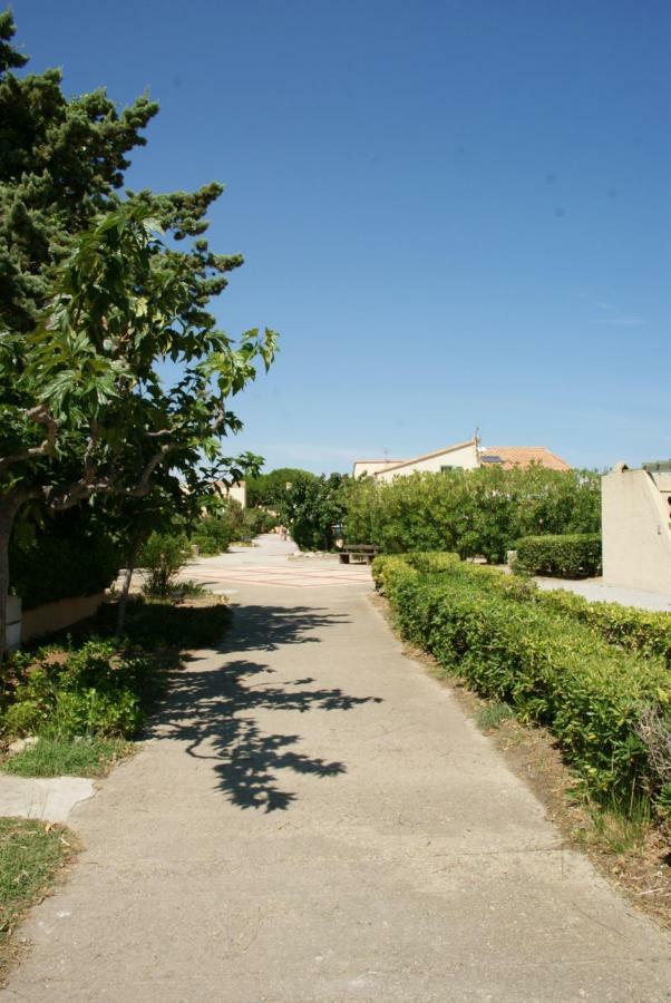 Studio Cosy Balneo Avec Jardin Le Barcarès المظهر الخارجي الصورة